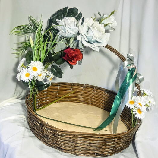 Корзина большая с декором