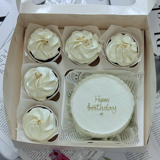 Бенто торт на день рождения, бенто торт маме, сладкий набор Бенто торт "Happy Birthday"