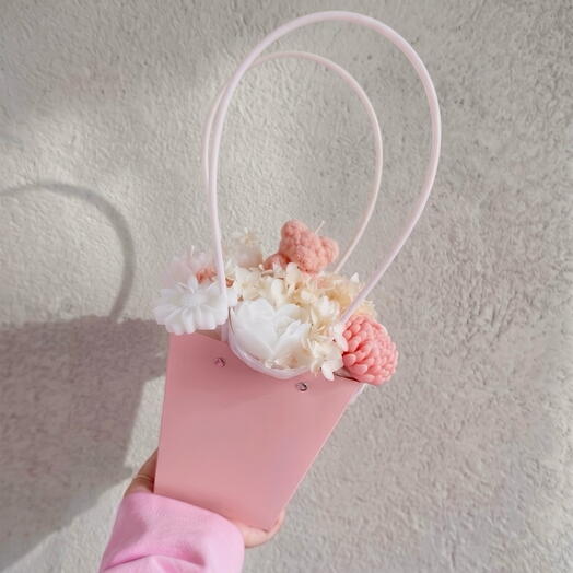 Букет из свечей и гортензии в сумочке 🌸