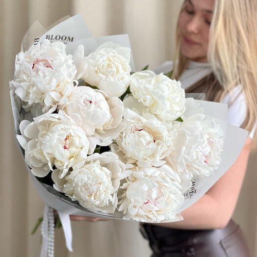 Монобукет из 9 ароматных пионов