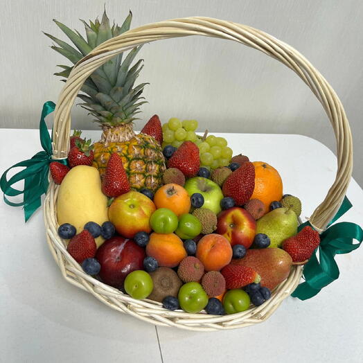 Фруктовая корзина комплимент