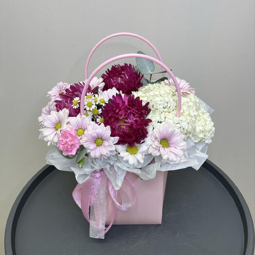 Цветы в сумке для отличного настроения 🌸