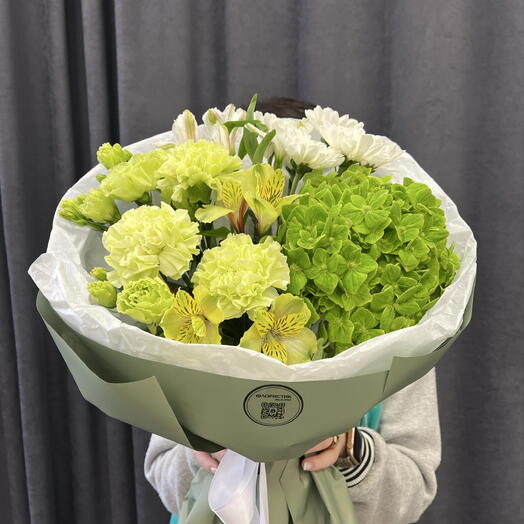 Букет с зелёной гортензией 💐