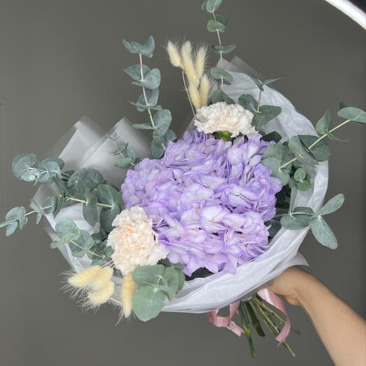 Букет комплимент 💜 с гортензией, диантусами, лагурусом и эвкалиптом