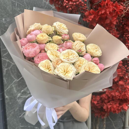 Прекрасные кустовые розы