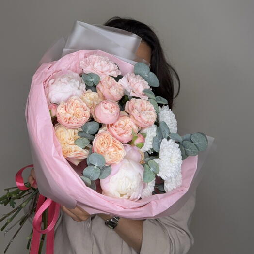 💕Авторский букет с пионами Сара Бернар, кустовой пионовидной розой Royal Blush, диантусами и эвкалиптом