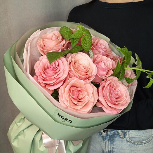 Букет-комплимент👩‍️‍👨
Розы/малина🍓💕
