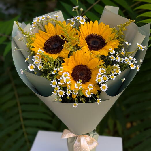 🌻 Букет подсолнухов и ромашек — яркий подарок с солнечным настроением