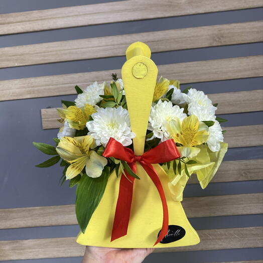 Колокольчик с цветами 💐