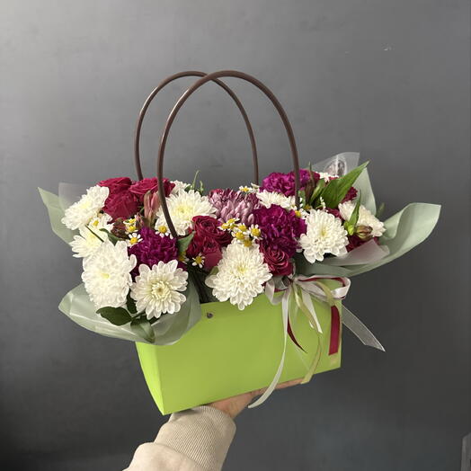 Компазиция из цветов Осенний день