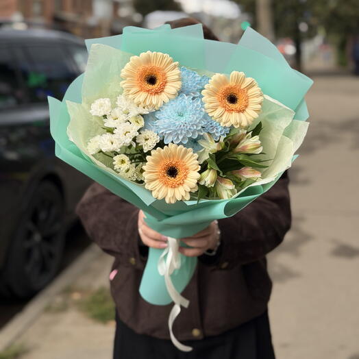 Букет с Гермини, кустовой хризантемой