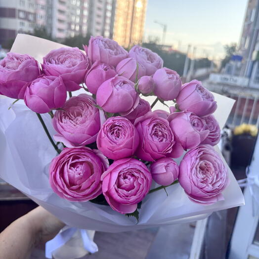 Пионовидные 5 кустовых роз