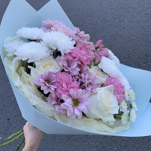 Нежный сборный букет 🌸