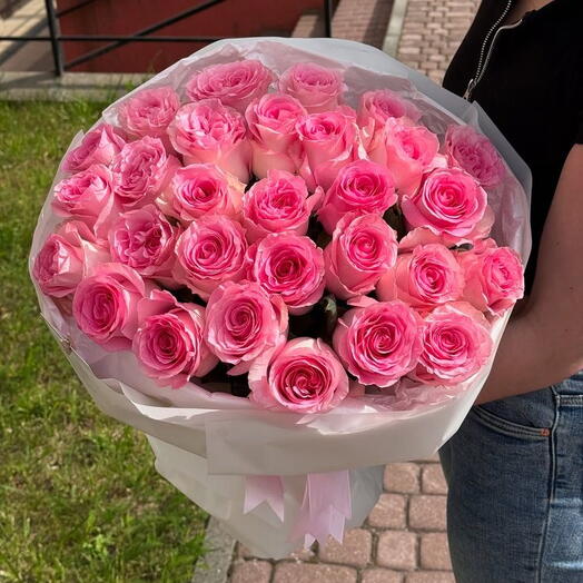 25 роз