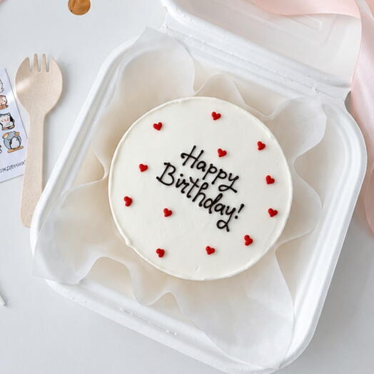 Бенто торт с Днём рождения Happy birthday и сердечками