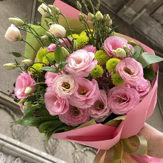 Magical pink and green, букет из эустом