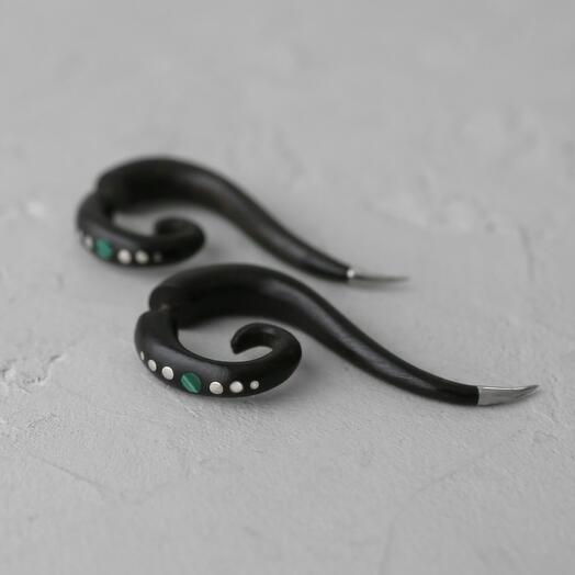 Серьга обманка из черного дерева с малахитом, Jewellery Moscow, buy at ...