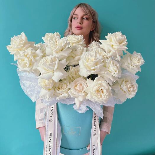 Caja de sombreros de 25 rosas "MINT PLAYA BLANCA"