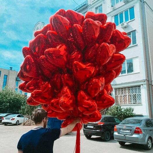 80 фольгированных сердец