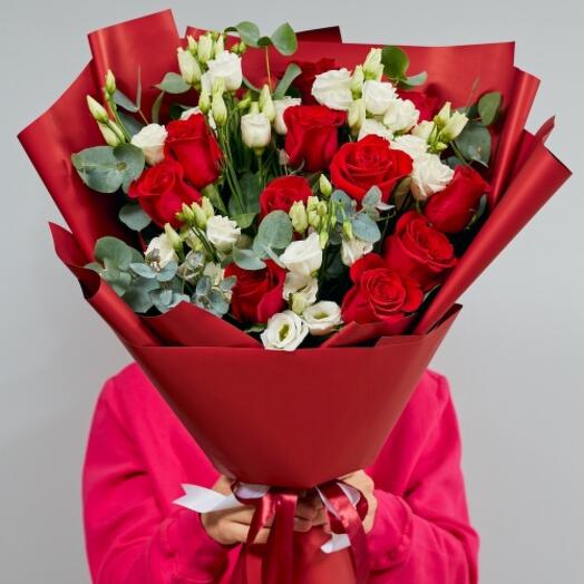 Bouquet of roses and ecstasy
