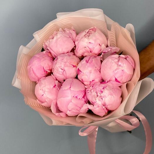 Bouquet of 9 pink peonies