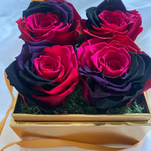 Preserved Rose Flowers in a box
