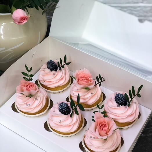 Капкейки с цветами 6 шт