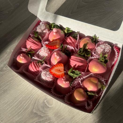 Клубника в шоколаде , 16 шт