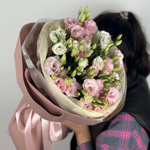 Bouquet of eustoma