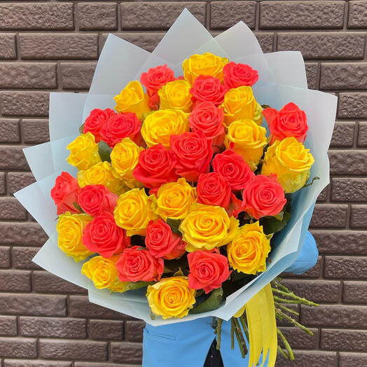 35 роз💛🧡