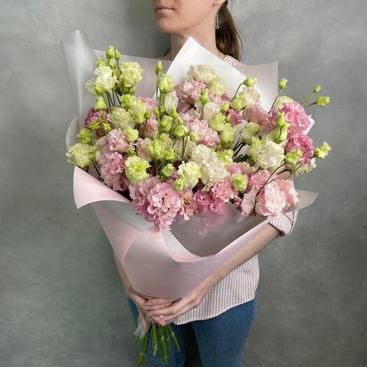 Розовые лизиантусы Алиса