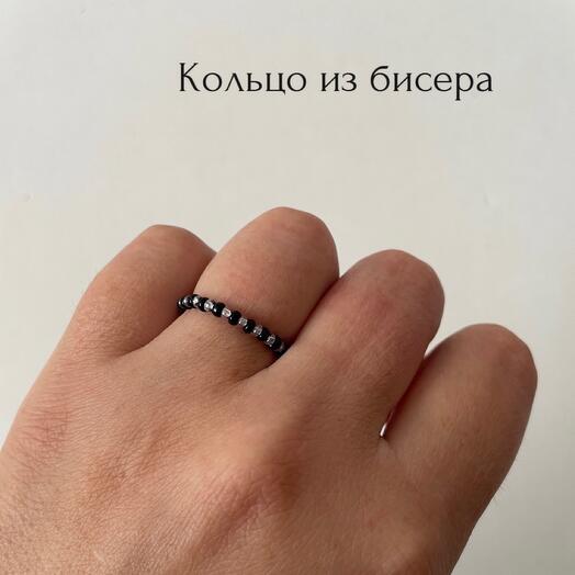 Кольцо из бисера