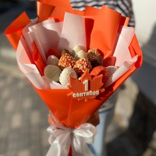 Букет из клубники «ЯРКАЯ ОСЕНЬ»