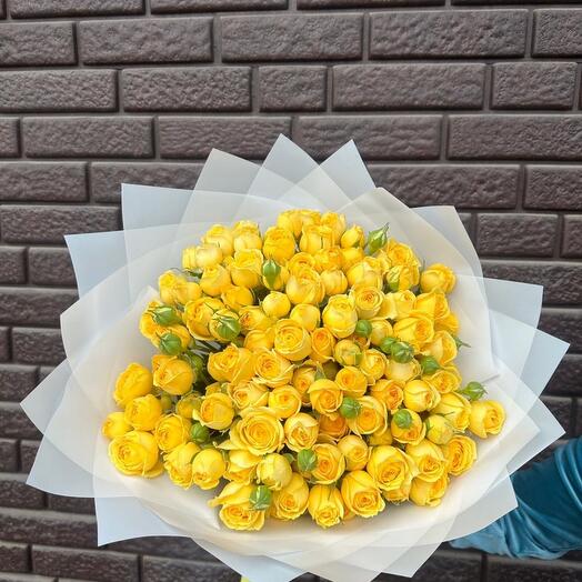 29 yellow bush roses