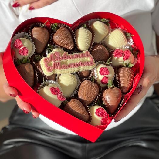 Клубника в шоколаде Callebaut 20 штук МАМЕ