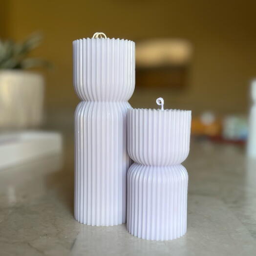 Set of 2 scented pillar candles