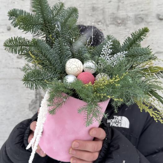 Цветы в коробке