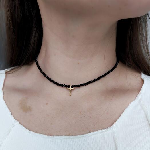 Чокер с крестиком