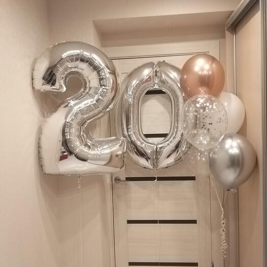 Композиция из 7 гелиевых шаров "20 лет"