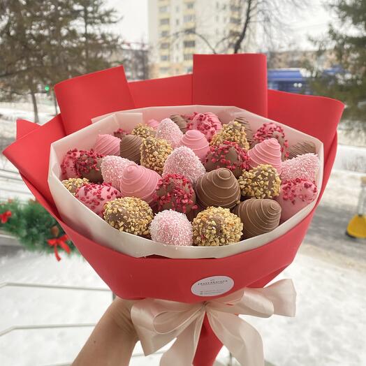Клубничный букет «Клубничная фантазия»