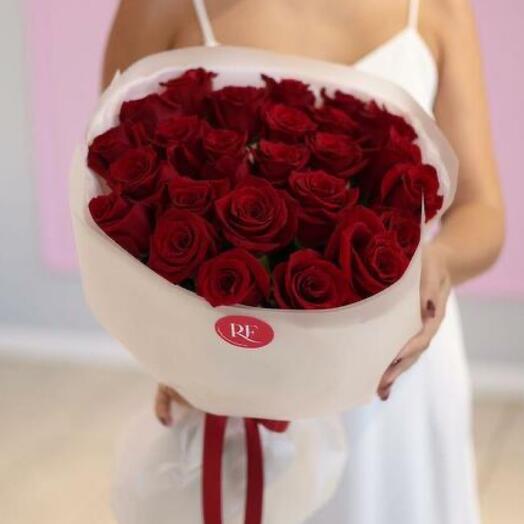 Моно букет из 25 красных роз