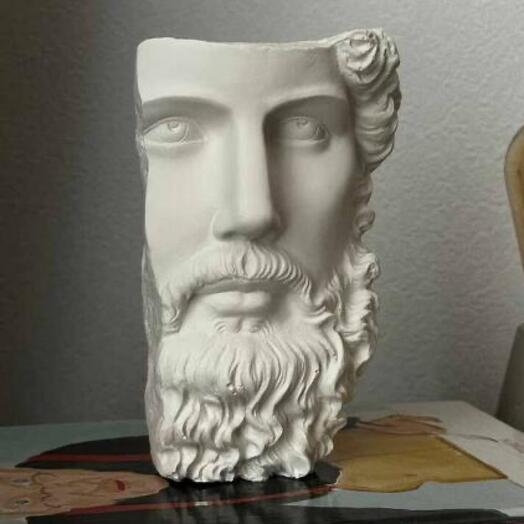 Статуэтка-панно «Зевс»