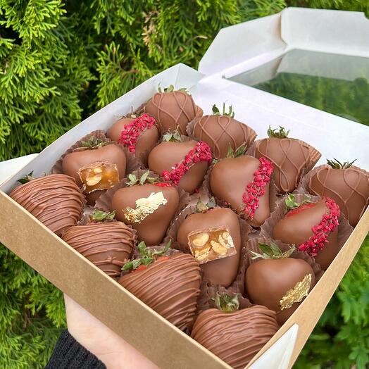 Клубника в шоколаде 🍓