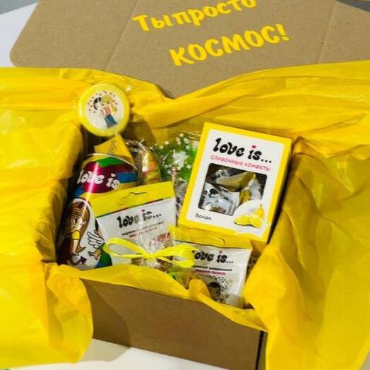 Бокс ты просто космос со сладостями love is