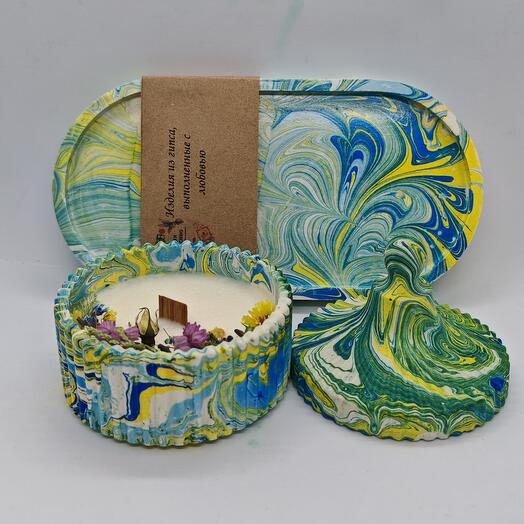 Подарочный набор с аромасвечой "Красивый"