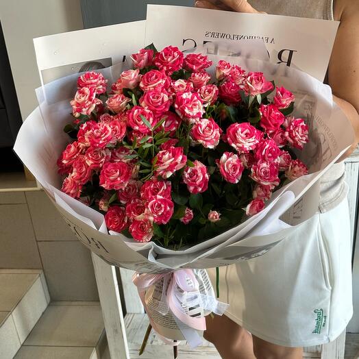 A bright juicy bouquet of bush roses
