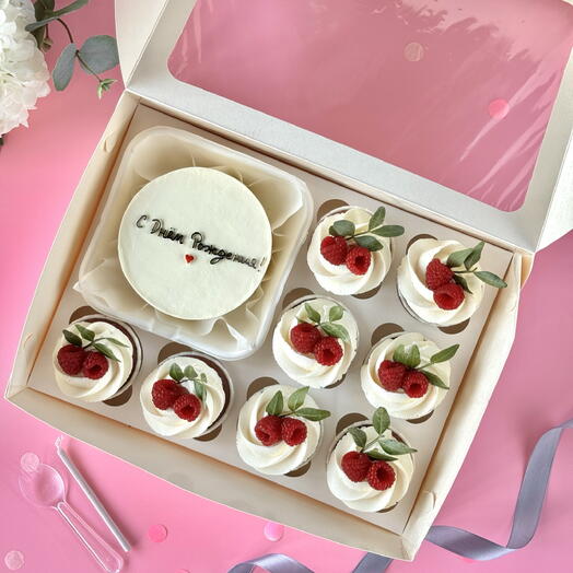 Набор бето торт «С днем рождения!» и 8 капкейков ассорти