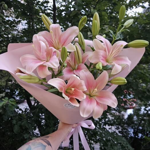 Букет Розовых Лилий, шикарное раскрытие, 5 штук