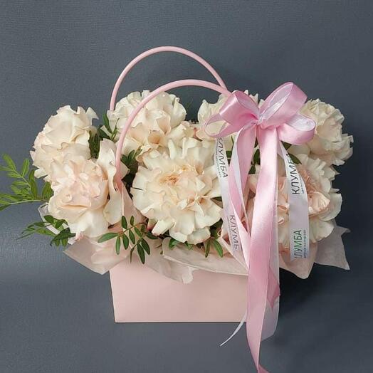 Цветы в сумочке