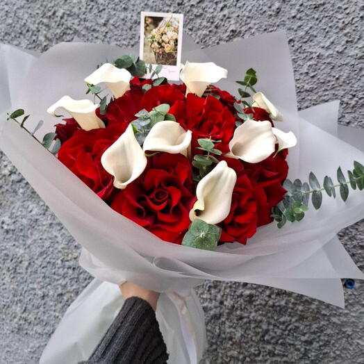 Авторский букет с французскими розами